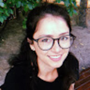 Meet your Posher, Yanina